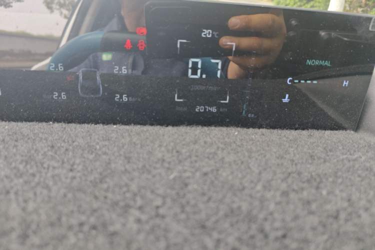 Used CHANGAN Eado 2024 1.5T GDI Automatic Prestige Edition Odometer Close Up