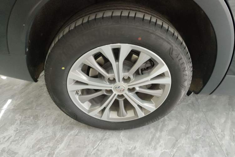 Used Buick Envision 2023 Encore Plus 652T Five-Seat Luxury Model
