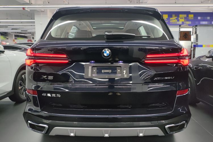 Used BMW X5 2023 xDrive 30Li M Sport Package