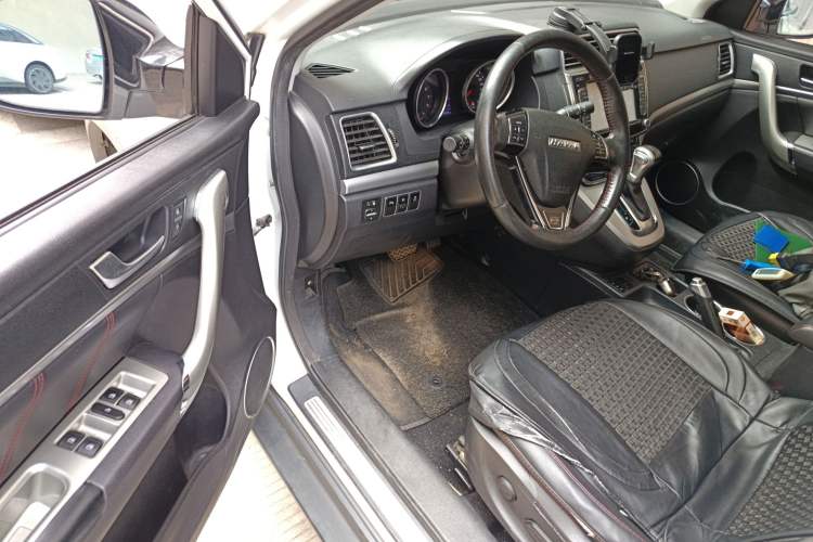 Used Haval H6 2017 Red-Label Sport Edition 1.5T Automatic Two-Wheel Drive Luxury Model
