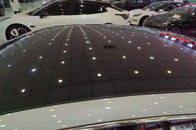 Used Geely Galaxy E8 2025 700 km Long-Range Intelligent Driving Version
