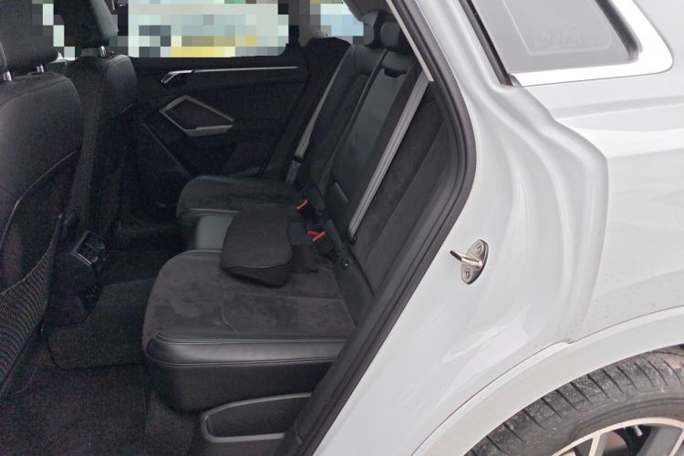 Used Audi Q3 2020 40 TFSI Fashion Dynamic Model
