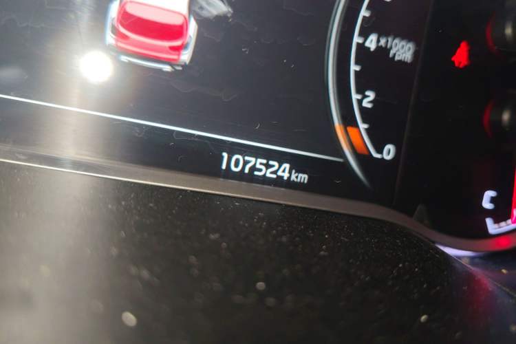 Used Kia Sportage R 2018 2.0L Automatic Smart Luxury Version China V Standard Odometer Close Up