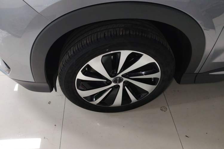 Used BYD Song PLUS New Energy 2023 Champion Edition EV 520KM Prestige Model
