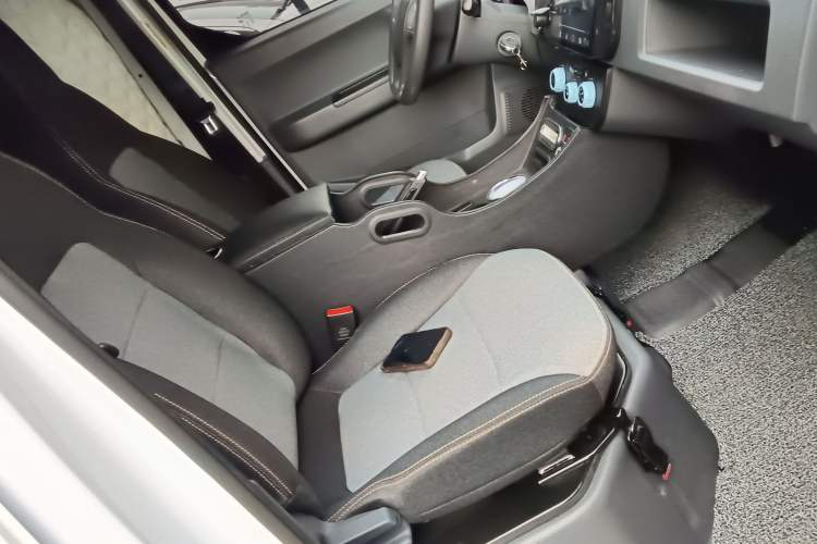 Used Farizon Xingxiang V 2025 Xingxiang V6E Xuanwu Wealth Creation Edition I
