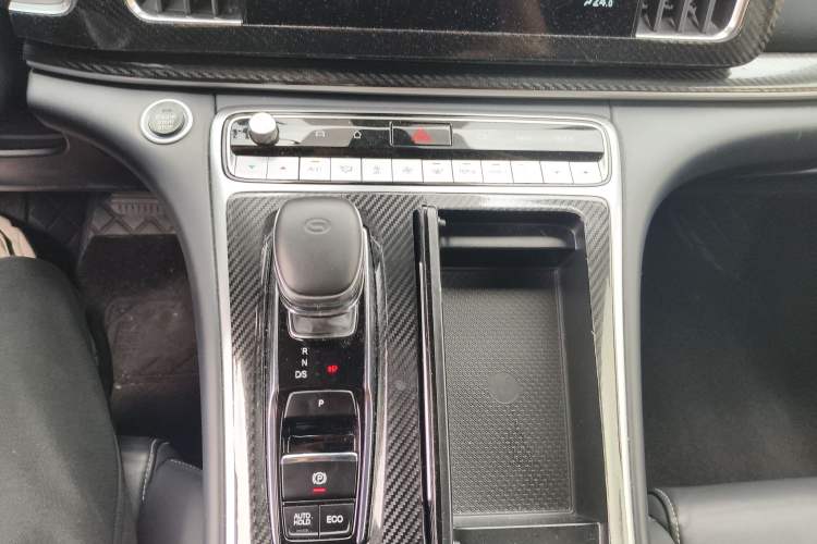 Used GAC Trumpchi M8 2023 Lingxiu Series 390T Ultimate Edition Gear Lever