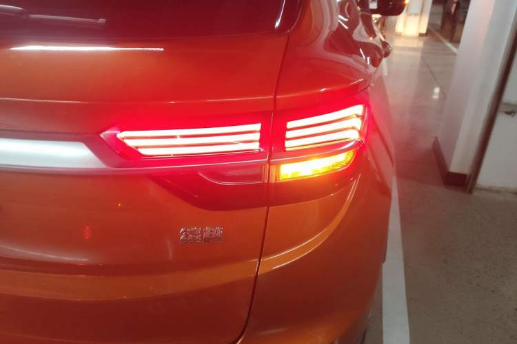 Used Geely Auto Coolray 2019 260T DCT Knight China V Standard