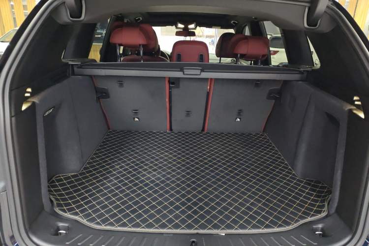 Used BMW X3 2023 Restyled xDrive30i Luxury Version M Night Edition Package Trunk