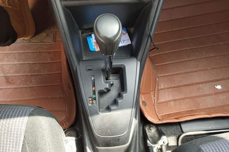 Used Toyota YARiS L Zhi Xuan 2016 Revised 1.5E CVT Charming Edition
