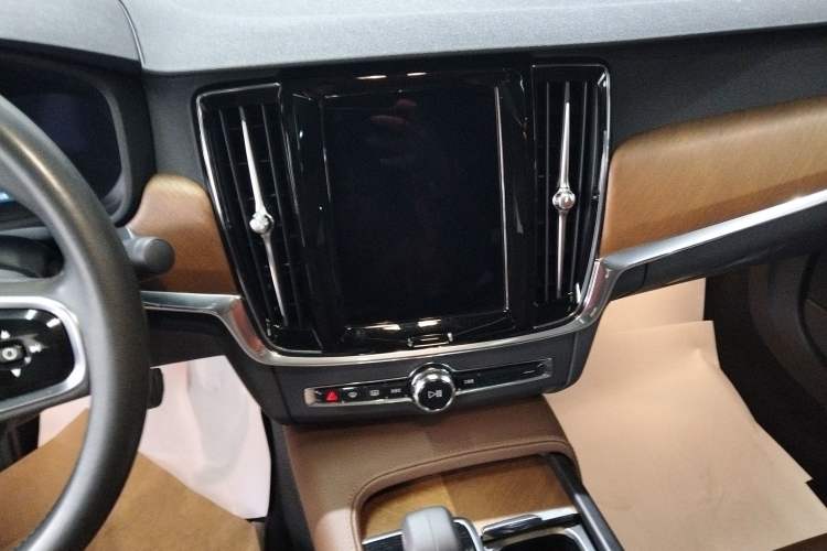 Used Volvo S90 2022 B5 Zhiyi Luxury Edition