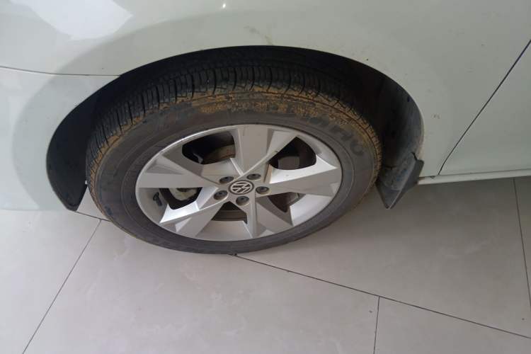 Used Volkswagen Bora 2015 Value Edition 1.6L Manual Fashionable Style
