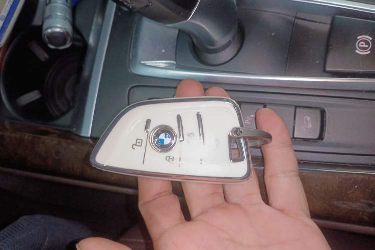 Used BMW X5 2017 xDrive28i
