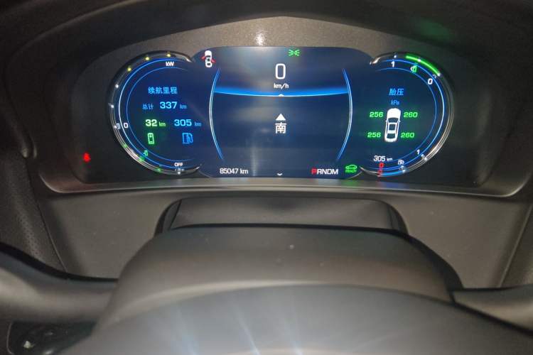 Used Cadillac CT6 PLUG-IN 2017 30E Elite Version Odometer Close Up