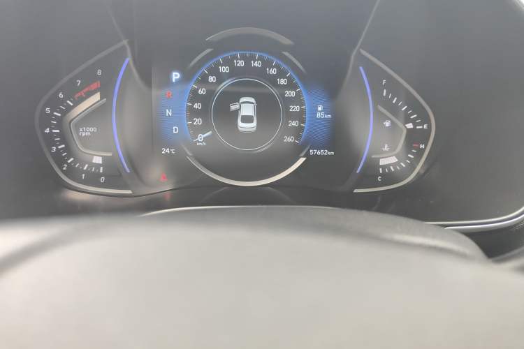 Used Hyundai Lafesta 2019 280TGDi Smart Speed Version China V Standard Odometer Close Up