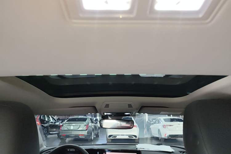 Used Volkswagen Lamando 2024 Lavida L 280TSI DSG Cool & Spicy Edition
