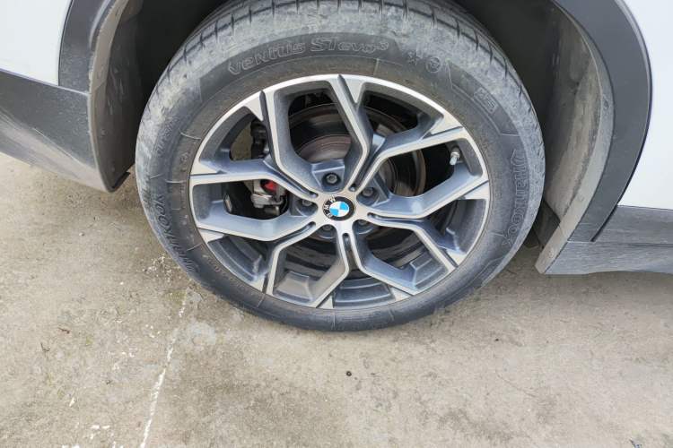 Used BMW X1 2021 Restyled sDrive25Li Leading Edition
