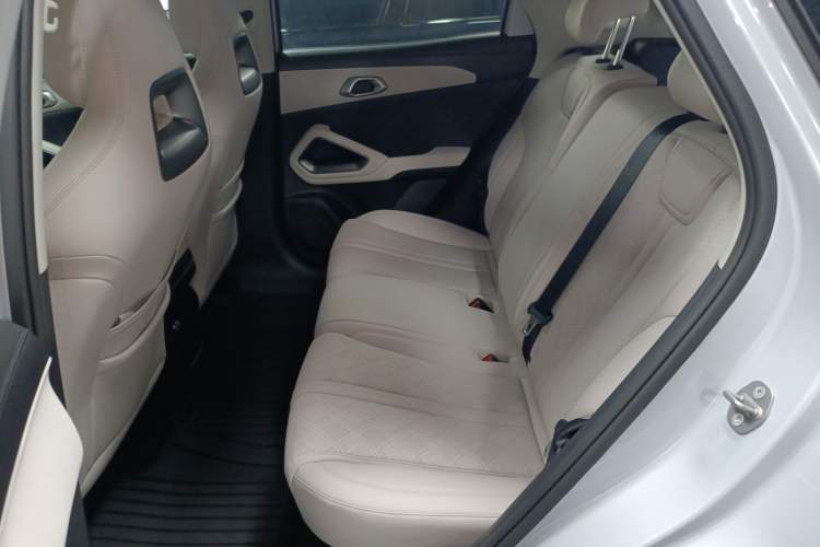 Used BYD Yuan UP 2024 401 km Active Version
