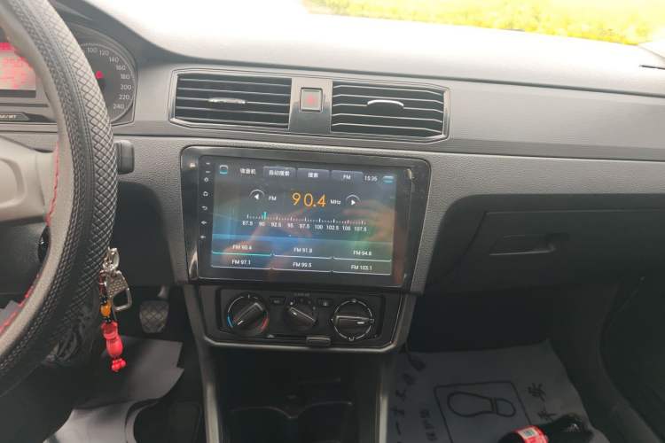 Used Volkswagen Santana 2018 1.5L Manual Fashion Edition