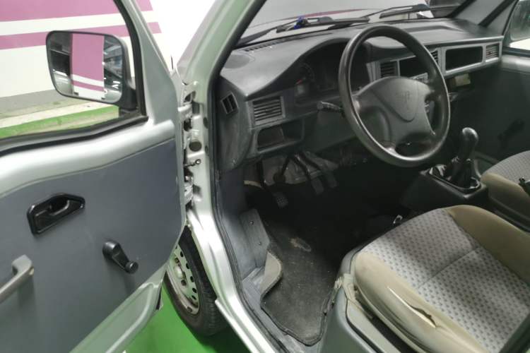 Used Wuling Zhiguang 2020 1.2L Practical Model China VI LSI
