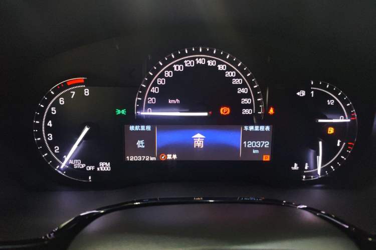 Used Cadillac XT5 2018 28E Four-Wheel Drive Tech Version
