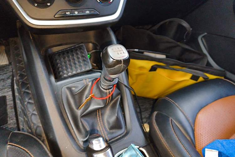 Used Wuling Hongguang S3 2018 1.5L Manual Comfort Model China V Standard Gear Lever