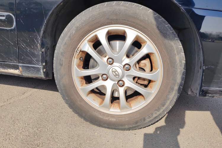 Used Hyundai Elantra 2012 1.6L Manual CNG Dual-Fuel Version