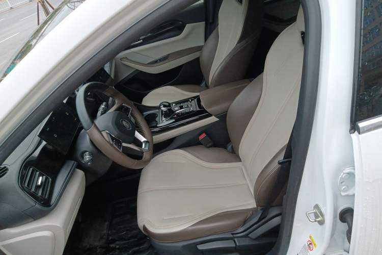 Used BYD Qin PLUS 2024 HONOR Edition DM-i 55KM Leading Model
