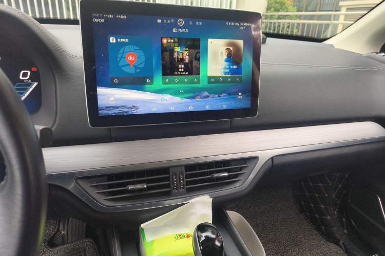 Used BYD Tang 2018 2.0T Automatic SmartConnect Prestige 7-Seater China V Standard
