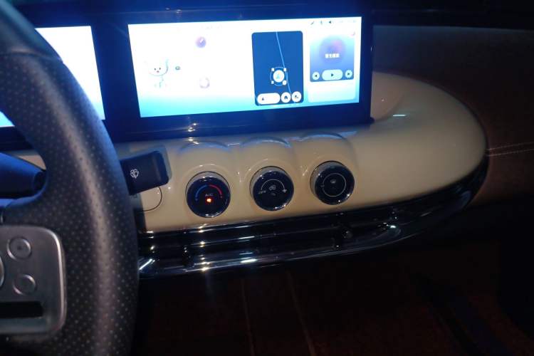 Used Wuling Bingo 2023 333 km Lingxi Connected Version