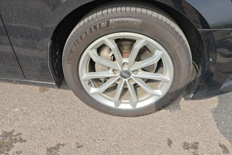 Used Audi A6L 2019 40 TFSI Luxury Prestige Edition Right Front Wheel Hub