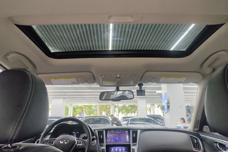 Used Infiniti Q50L 2018 2.0T Enjoyment Version China VI Standard