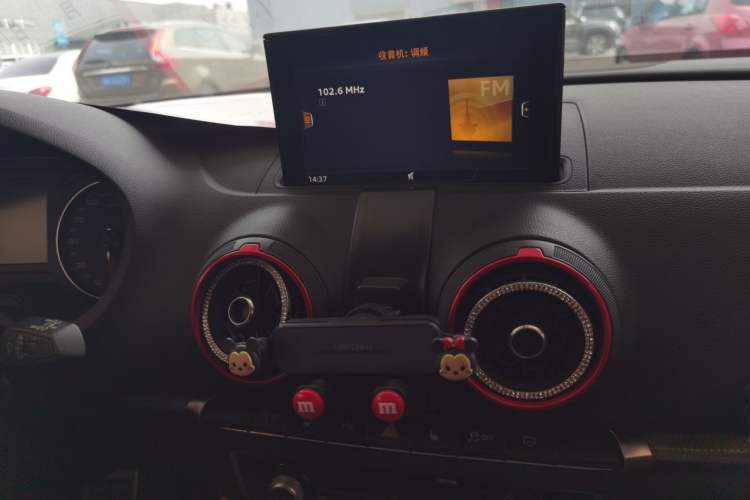 Used Audi A3 2020 Sportback 35 TFSI Style Edition China VI Emission Standard Audio And AC Panel