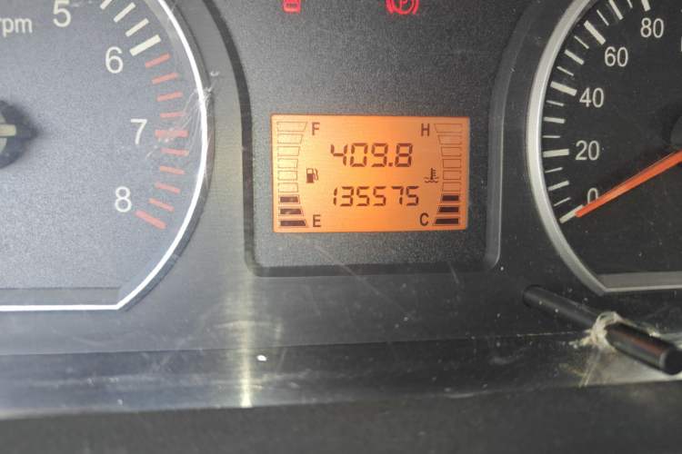 Used FORTHING Lingzhi 2015 M3 1.6L 7-Seater Comfort Model