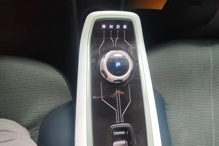 Used Oshan Benni E-Star 2022 Qingxin Edition Colorful Model Lithium Iron Phosphate