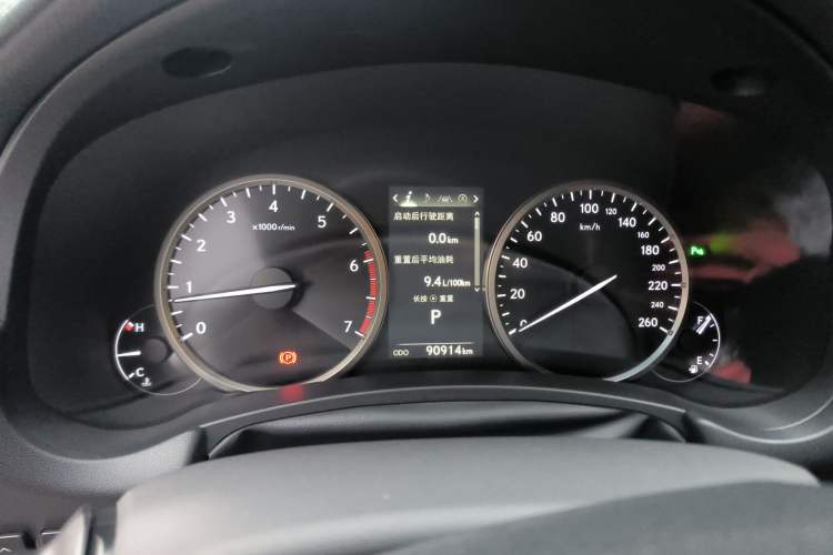 Used Lexus NX 2018 300 Front-Drive Freeline Edition
