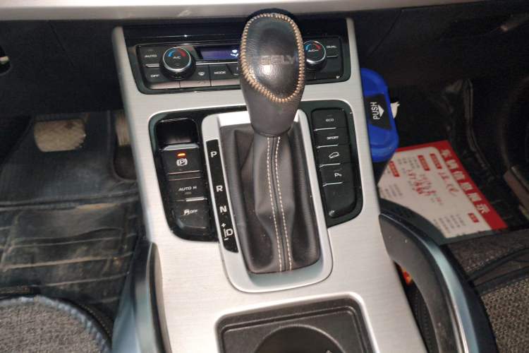 Used Geely Auto Emgrand X7 Sport 2016 1.8TD Automatic ZhiShang Model Gear Lever