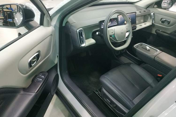 Used Leapmotor B10 2025 510 Joyful Edition
