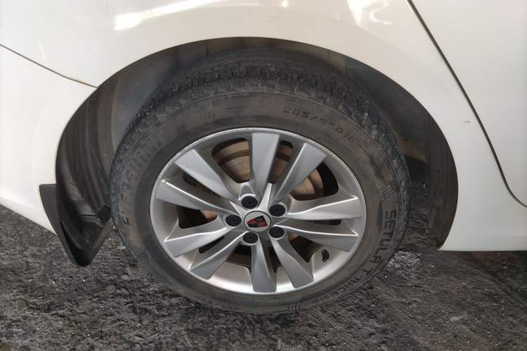 Used Roewe 360 2016 1.5L Manual Smart Screen Version