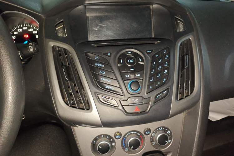 Used Ford Focus 2012 Hatchback 1.6L Automatic Comfort Model
