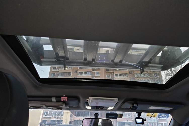 Used Honda XR-V 2015 1.8L VTi CVT Luxury Edition
