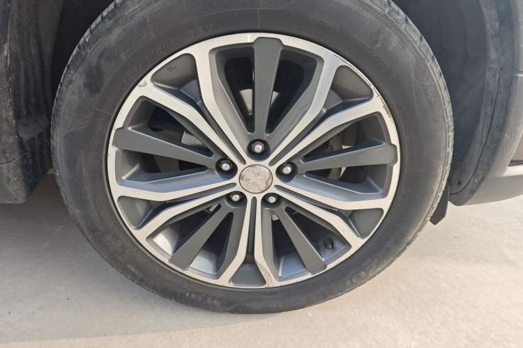 Used Peugeot 4008 2013 2.0L Two-Wheel Drive Fashion Edition Right Front Wheel Hub