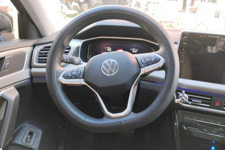 Used Volkswagen Tayron 2023 330TSI Two-Wheel-Drive R-Line High-Energy Version
