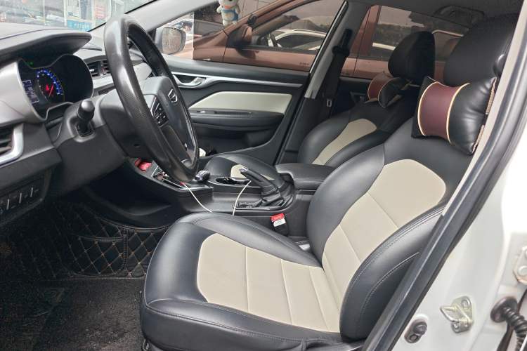 Used Geely Auto Vision 2019 Upgraded Model 1.5L CVT Prestige Version China VI Standard Left Front Seat