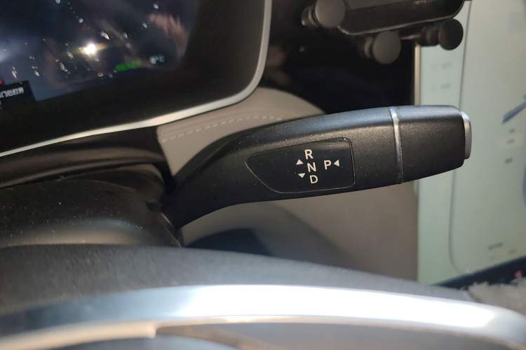 Used Tesla Model S 2015 S 70D
