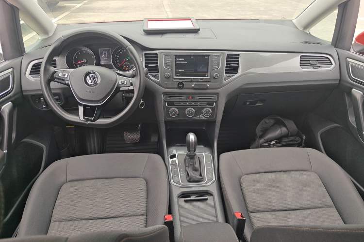 Used Volkswagen Golf Sportsvan 2016 230TSI Automatic Trend Edition