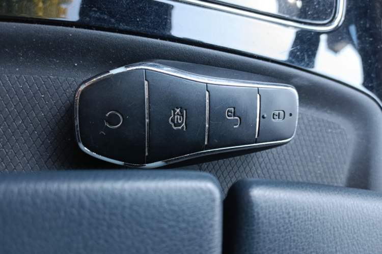 Used BYD Tang New Energy 2022 DM-p 215KM Four-Wheel Drive Flagship Model