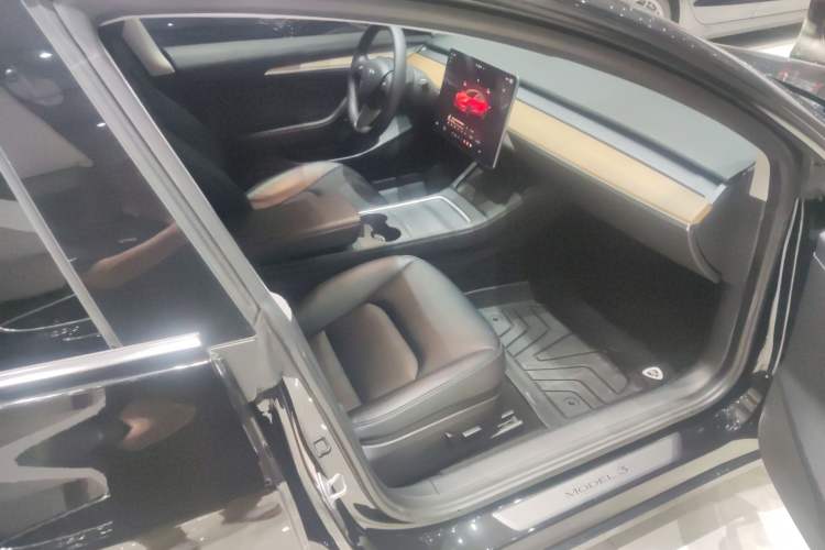 Used Tesla Model 3 2022 Rear-Wheel-Drive Version
