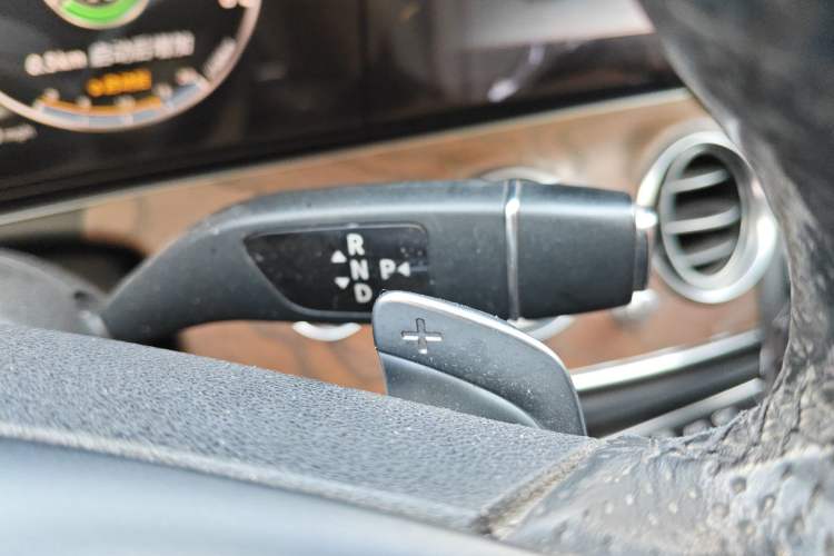 Used Mercedes-Benz E-Class 2016 E 300 L Luxury Model
