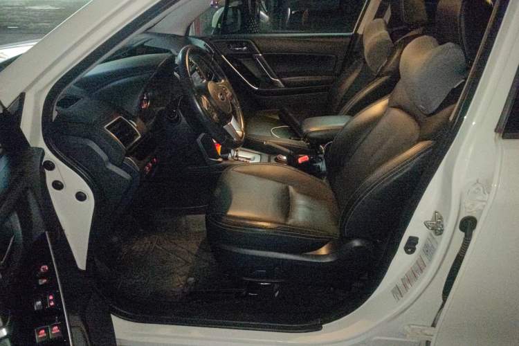 Used Subaru Forester 2016 2.0i Luxury Navigation Edition