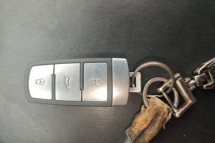 Used Volkswagen FAW-Volkswagen CC 2015 1.8TSI Prestige Model
